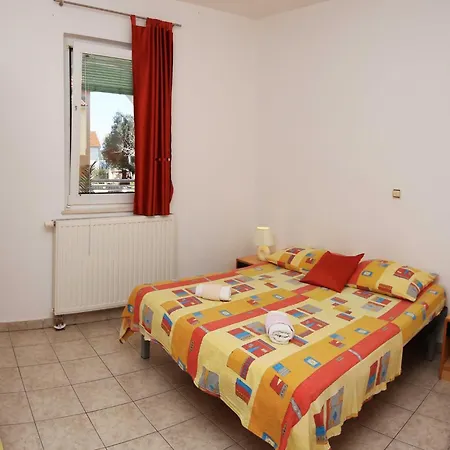 & Petra - One Bedroom With Terrace Žaborić