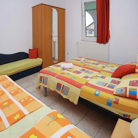 & Petra - One Bedroom With Terrace * Žaborić