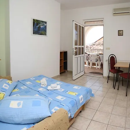 & Petra - One Bedroom With Terrace Žaborić