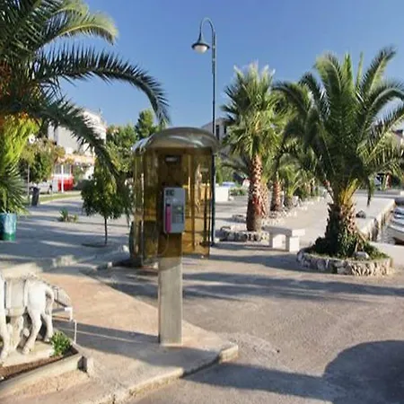 & Petra - One Bedroom With Terrace Zaboric