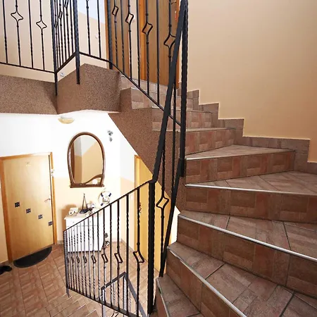 & Petra - One Bedroom With Terrace Apartment Zaboric