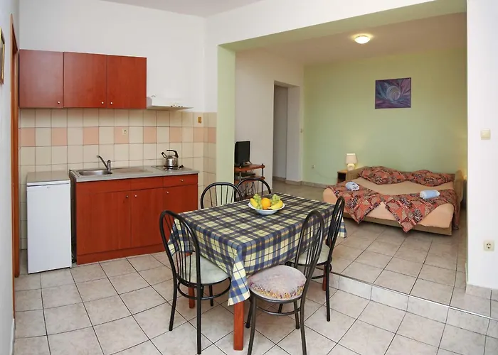 & Petra - One Bedroom With Terrace