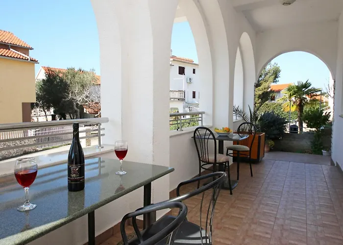 & Petra - One Bedroom With Terrace * Žaborić