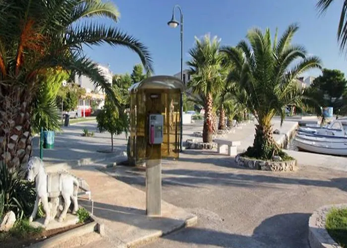 & Petra - One Bedroom With Terrace Žaborić