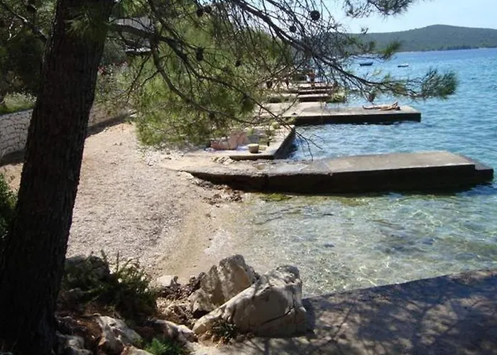 & Petra - One Bedroom With Terrace * Žaborić