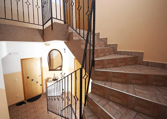 & Petra - One Bedroom With Terrace Lejlighed Žaborić